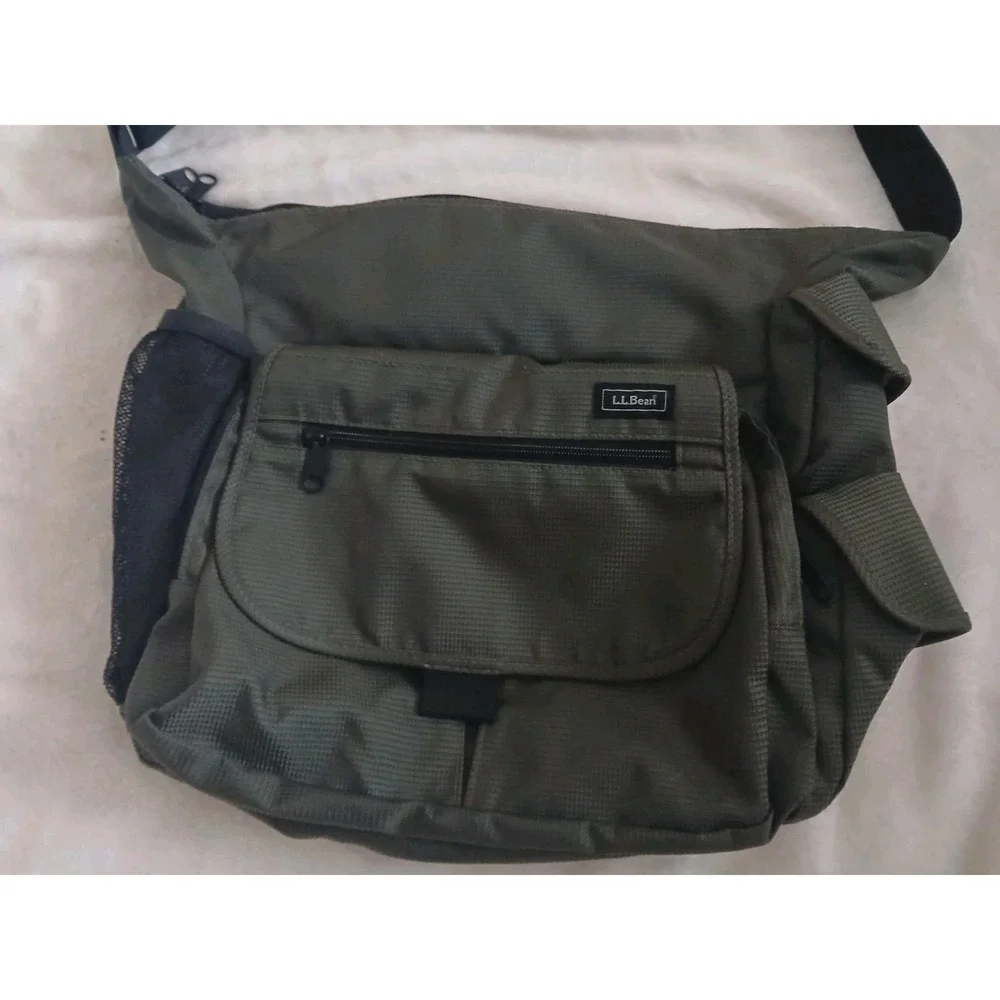 LL Bean Army Green Nylon Messenger Bag